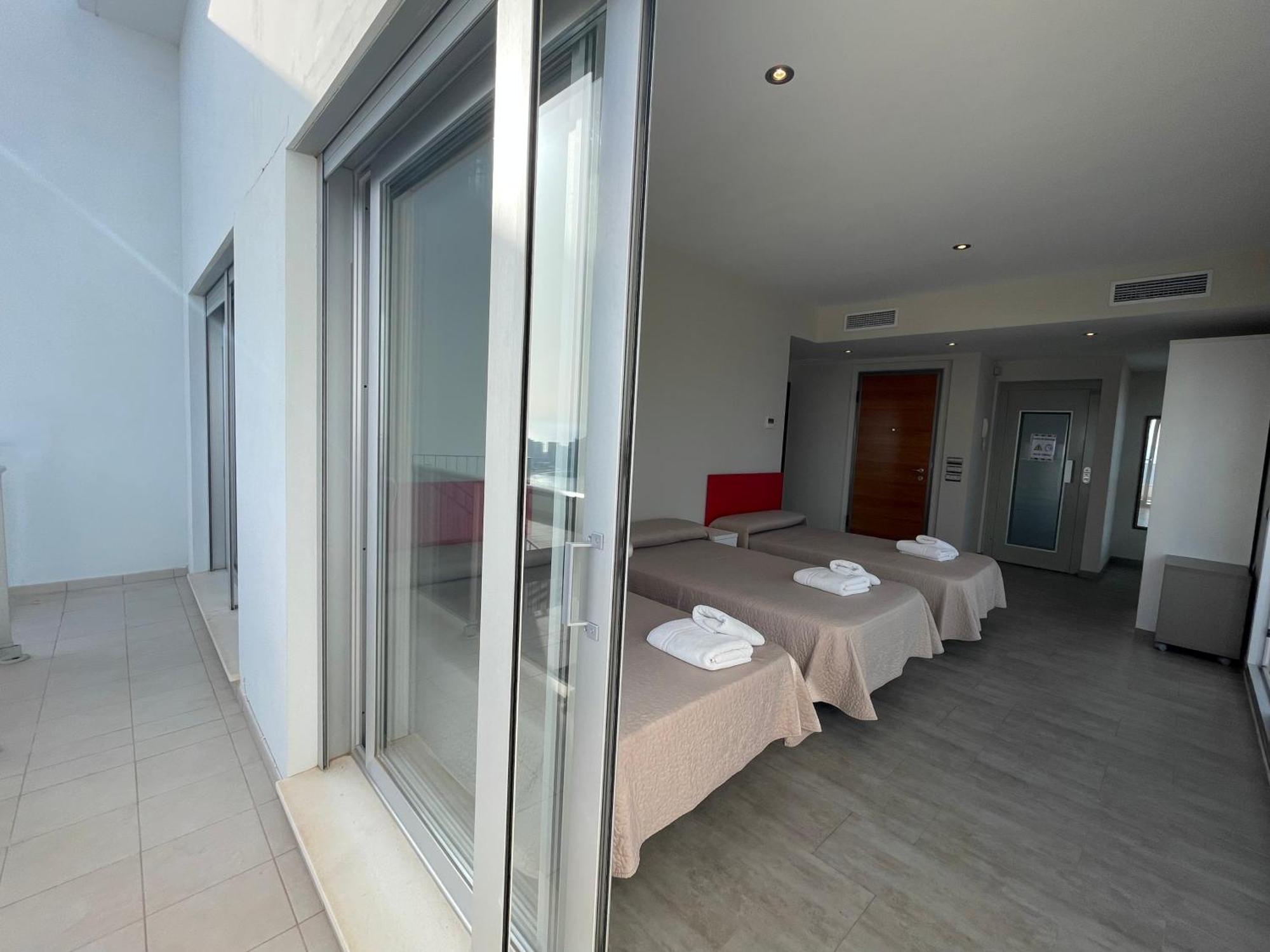 Apartamentos Entremares - Grupo Antonio Perles Calpe Eksteriør bilde