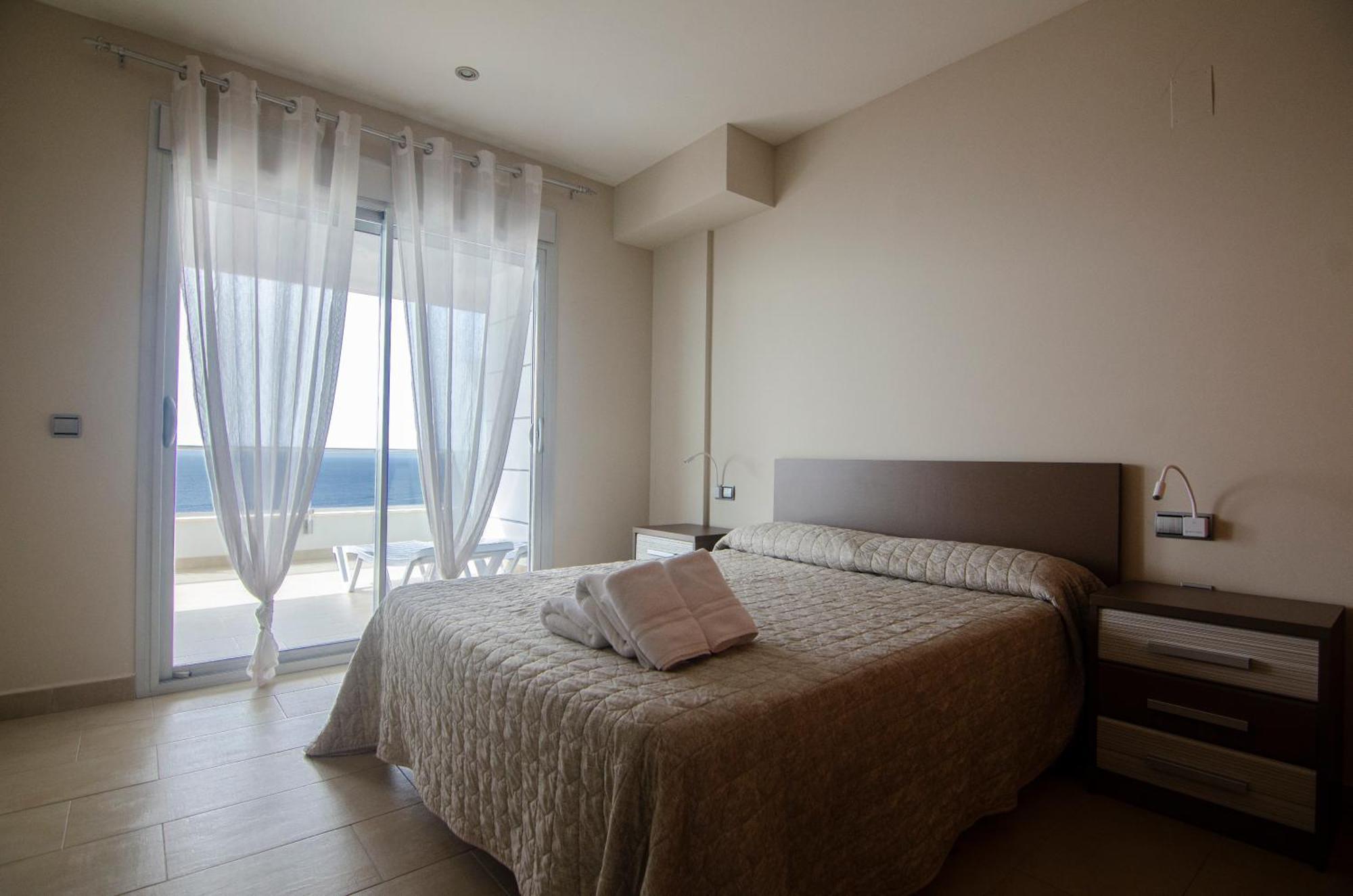 Apartamentos Entremares - Grupo Antonio Perles Calpe Eksteriør bilde